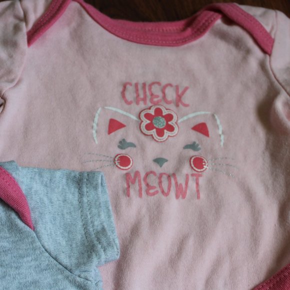 Kitten Onesies - Picture 3 of 4